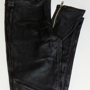 Black Sneak Peek Moto Leggings